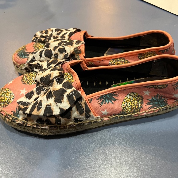 Girls New Circus shoes - Picture 1 of 3